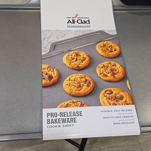 All-Clad Pro-Release Bakeware Cookie Sheet - Picture 8 of 9